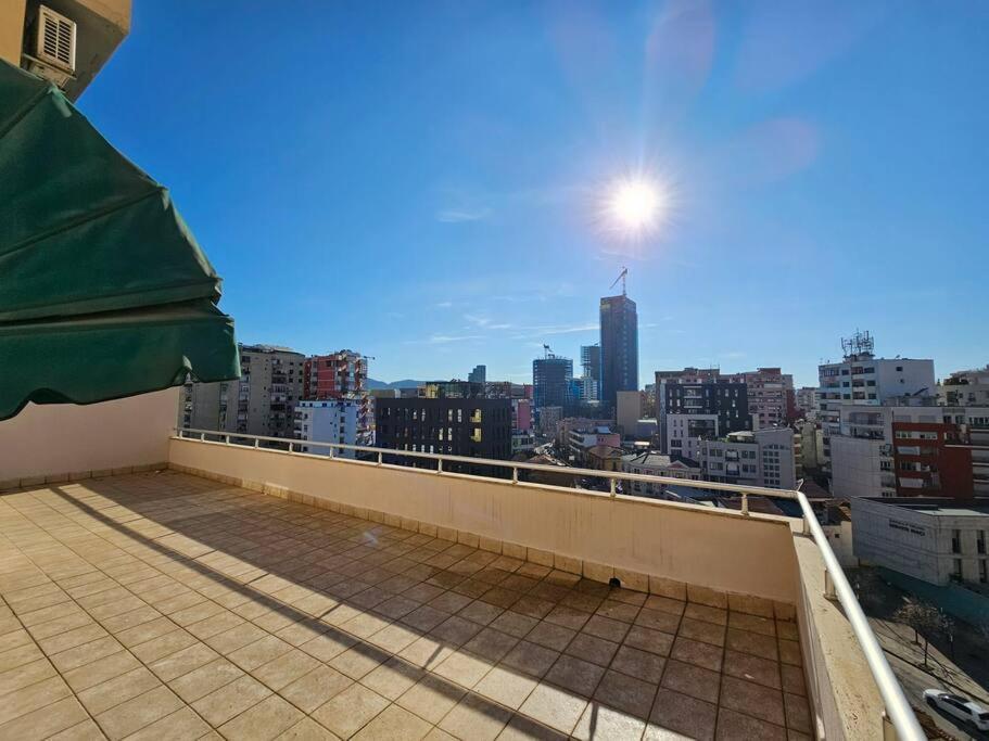 Central Apartment ติรานา ภายนอก รูปภาพ