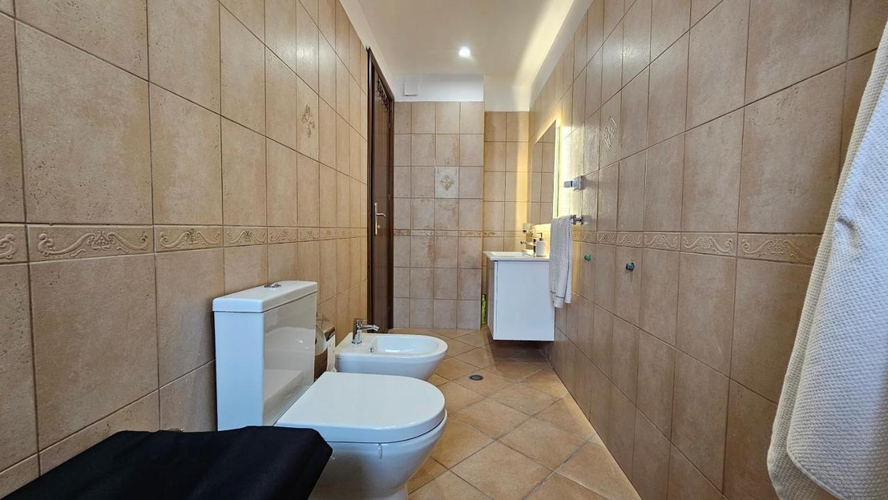 Central Apartment ติรานา ภายนอก รูปภาพ